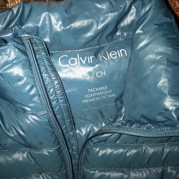 Women’s Calvin Klein down jacket - Picture 3 of 4